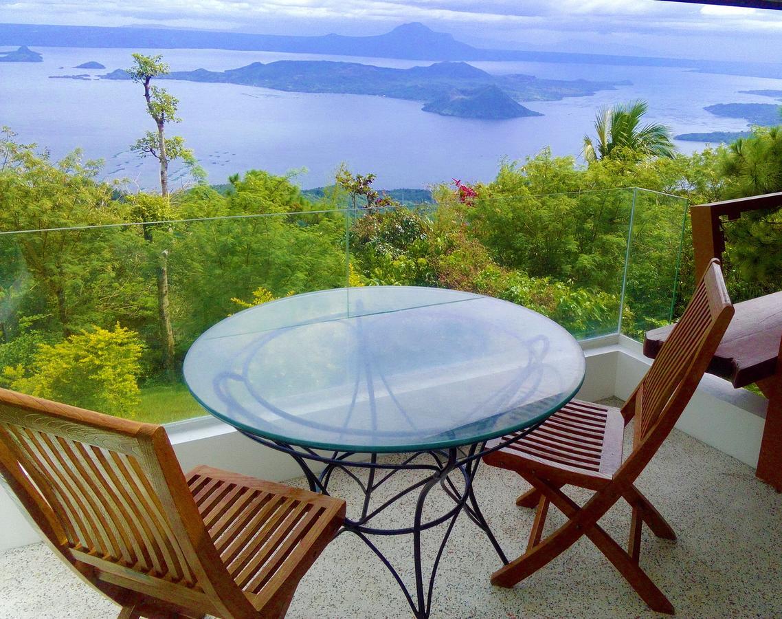 Bed and Breakfast The Carmelence View Tagaytay City Exterior foto