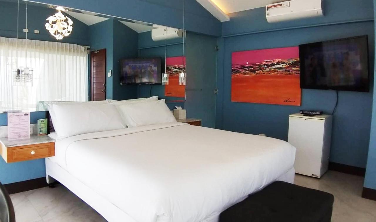 Bed and Breakfast The Carmelence View Tagaytay City Exterior foto
